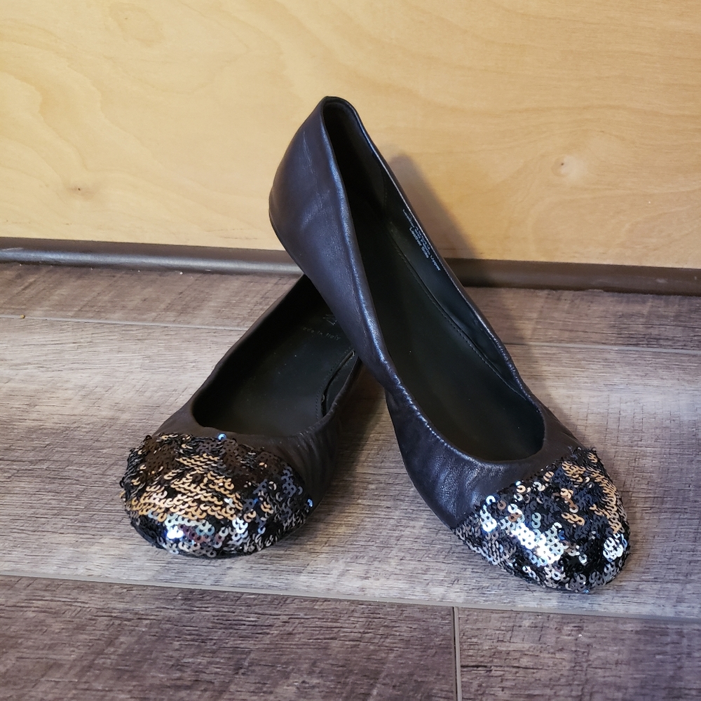 J crew size 8 womans sequin toe ballet flats black